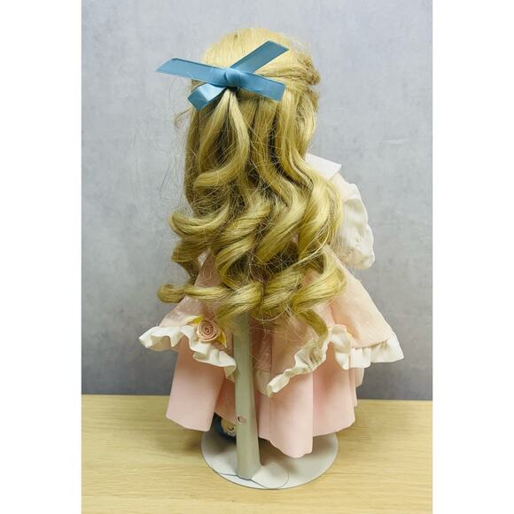 Vintage Franklin Heirloom Doll Goldilocks 1984 Mint Condition - Picture 3 of 9